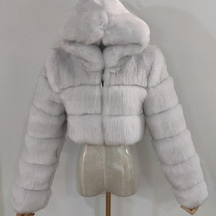 Tailored faux fur coat with hood for autumn and winter clothing