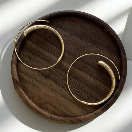 Frosted Gold Hoop Earrings – Minimalist Circle Earrings for Women