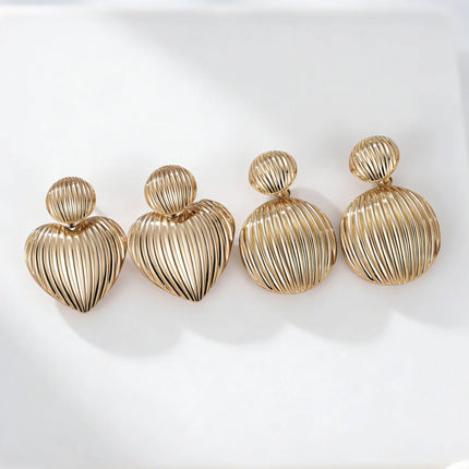 Natural Shell Heart Earrings – Boho Beach Dangle Earrings for Women & Girls